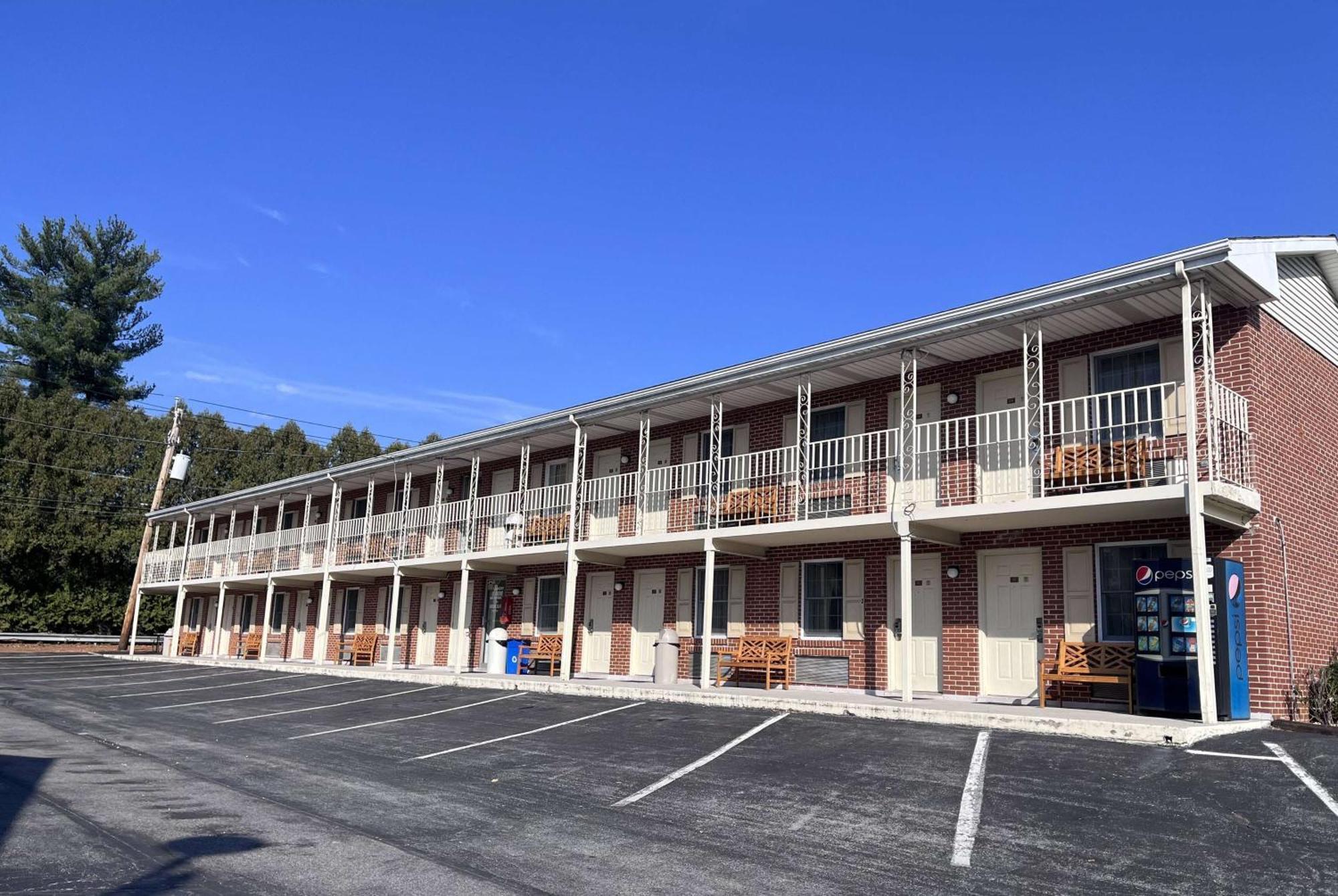Travelodge By Wyndham Hershey Ngoại thất bức ảnh
