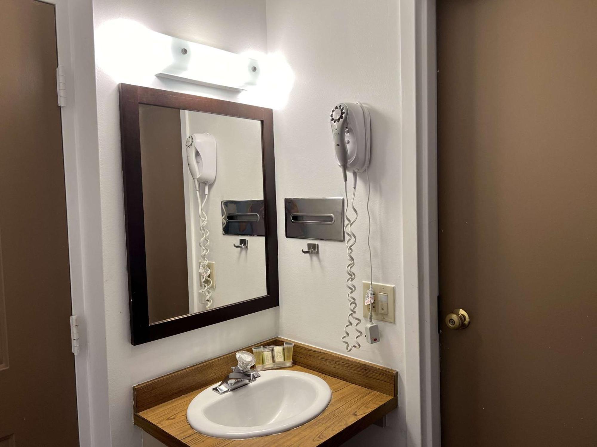 Travelodge By Wyndham Hershey Ngoại thất bức ảnh